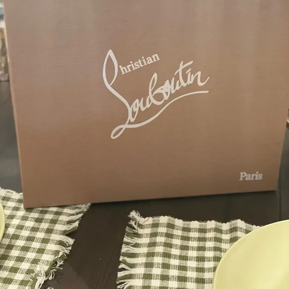 Red Bottoms!!! Order now! Where oh Where can you find me @ a price like this! - Picture 3 of 12